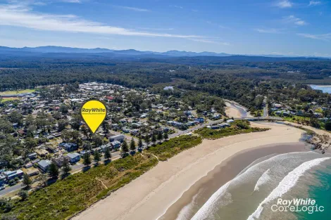 Property photo of 4 Smith Street Broulee NSW 2537