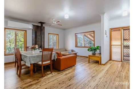 Property photo of 4 Light Place Dubbo NSW 2830