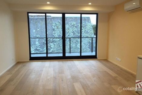 Property photo of 205/21 Queen Street Blackburn VIC 3130