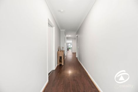 Property photo of 53 Moxham Drive Clyde North VIC 3978