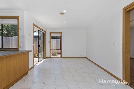 Property photo of 3/4 Jacoby Court Mill Park VIC 3082