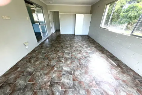 Property photo of 9 Mount Nutt Road Bowen QLD 4805