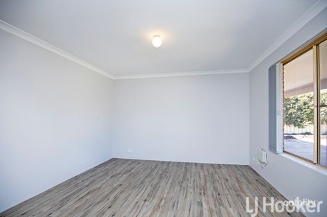 Property photo of 15 Wardell Loop Dudley Park WA 6210