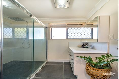 Property photo of 142 Dee Street Koongal QLD 4701