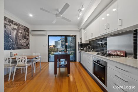 Property photo of 2/53 Rosemount Terrace Windsor QLD 4030