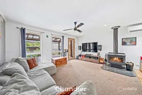 Property photo of 7 Simmons Street Tecoma VIC 3160