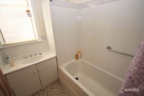 Property photo of 2 Day Street The Rock NSW 2655