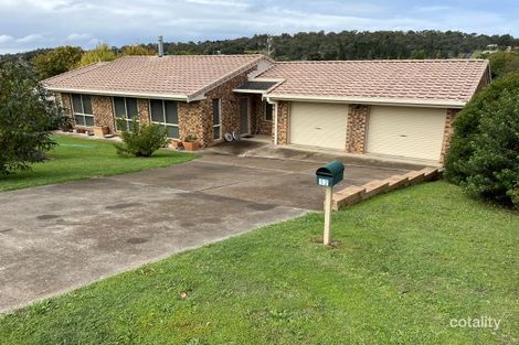 12 Sempill Cres, Walcha, NSW 2354