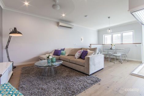 Property photo of 6/35 Brown Street Camp Hill QLD 4152