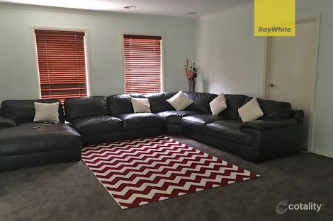 Property photo of 10 Desert Gum Way Brookfield VIC 3338