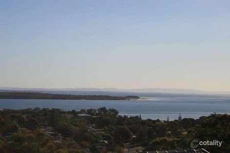 73 Rainbow Cres, Dunwich, QLD 4183