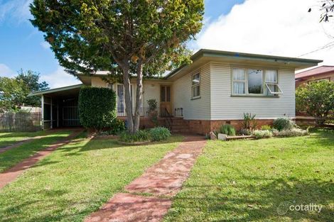 311 Tor St, Wilsonton, QLD 4350