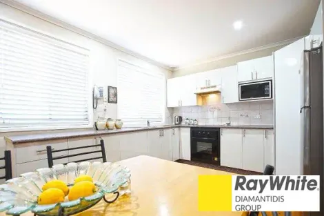 Property photo of 52 Hatchinson Crescent Jamisontown NSW 2750