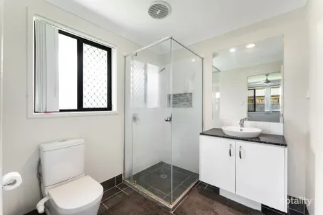 Property photo of 9 Regeling Court Loganlea QLD 4131