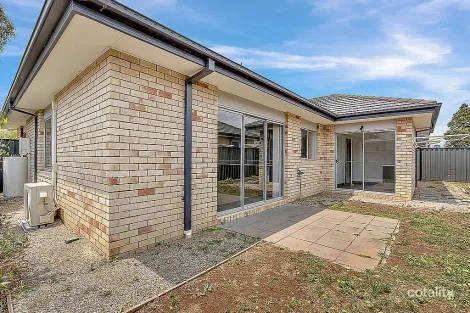 Property photo of 3/11 Katsura Retreat Roxburgh Park VIC 3064