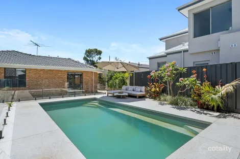 240 Huntriss Rd, Doubleview, WA 6018