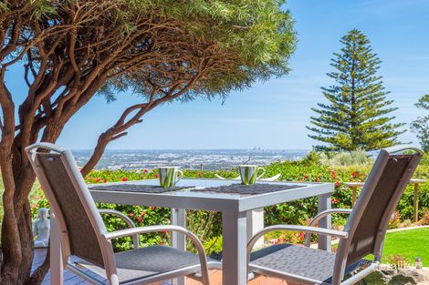 19 Graelou Rd, Lesmurdie, WA 6076