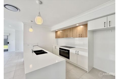 Property photo of 11 Glenthorne Street Redland Bay QLD 4165