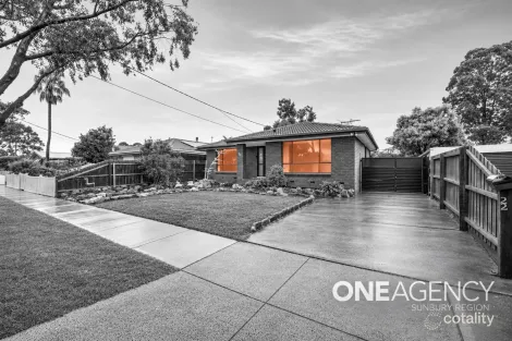 22 Learmonth St, Sunbury, VIC 3429
