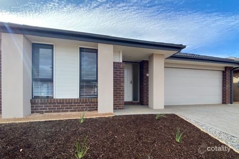 24 Bristol St, Strathtulloh, VIC 3338