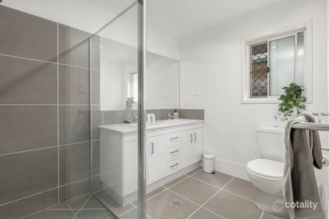 Property photo of 69 Pallara Avenue Pallara QLD 4110