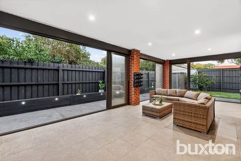 Property photo of 10 Kingston Street Hampton VIC 3188