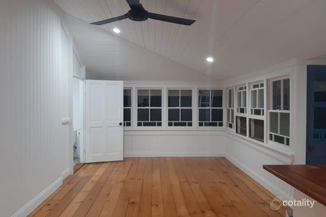 Property photo of 8 Whitehill Road Newtown QLD 4305