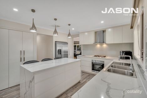 Property photo of 4 Blyth Court Gladstone Park VIC 3043