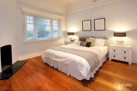 Property photo of 16 John Street Elwood VIC 3184