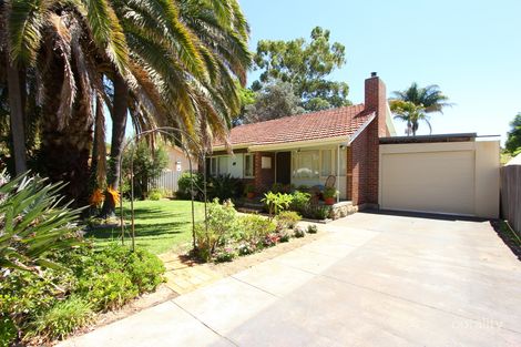 5 Copeland Dr, Redcliffe, WA 6104