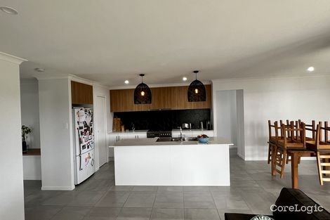 Property photo of 38 Cambridge Circuit Southside QLD 4570