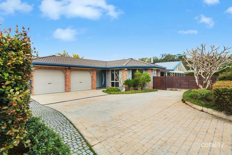 Property photo of 3 John Howe Place Point Clare NSW 2250
