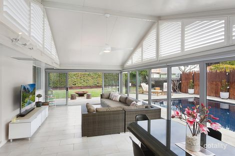 Property photo of 3 John Howe Place Point Clare NSW 2250