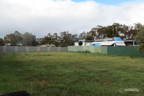 Property photo of 20 Milhinch Street Muluckine WA 6401