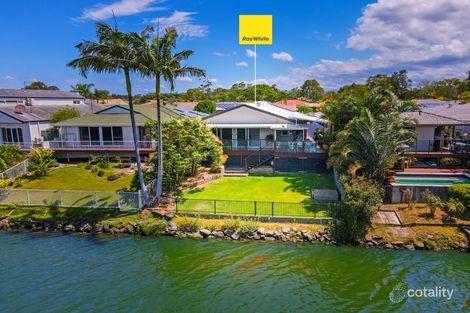 Property photo of 34 Emerton Crescent Robina QLD 4226