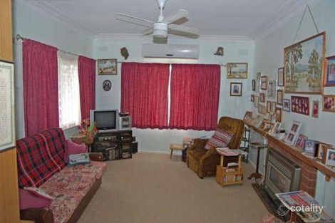 Property photo of 130 Meadow Street Kooringal NSW 2650
