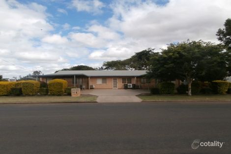 2/1 Baker St, Emerald, QLD 4720