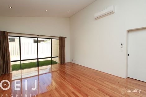 Property photo of 2A Brooke Gardens Bateman WA 6150