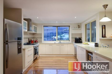 Property photo of 53 Timberside Drive Beaconsfield VIC 3807