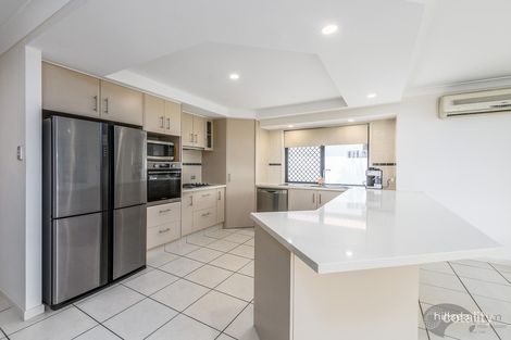 Property photo of 38 Coomera Court Helensvale QLD 4212