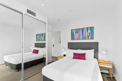 Property photo of 1601/2663 Gold Coast Highway Broadbeach QLD 4218