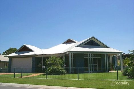 Property photo of 27 The Oaks Road Tannum Sands QLD 4680