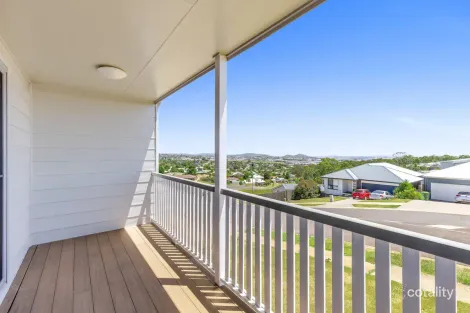 Property photo of 2/12 Abbey Street Cranley QLD 4350