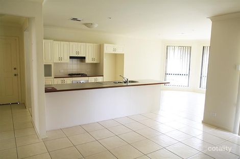 Property photo of 18 Alyce Close Bolwarra Heights NSW 2320