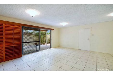 Property photo of 1/17 Teal Avenue Paradise Point QLD 4216