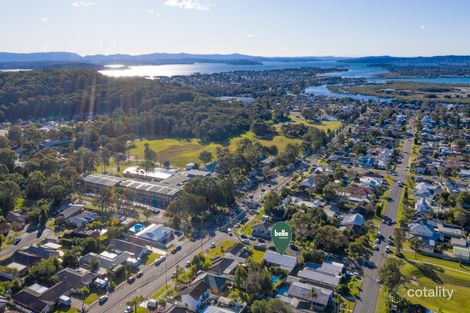 Property photo of 4 Rea Street Caves Beach NSW 2281