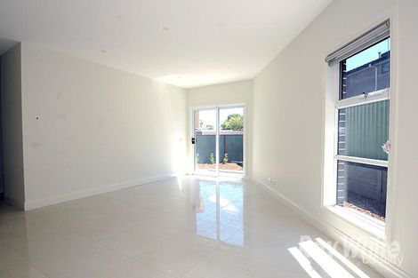 Property photo of 3/13 Red Hill Road Springvale VIC 3171