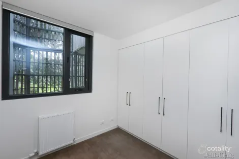 Property photo of 212 Beavers Road Northcote VIC 3070