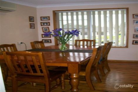 Property photo of 20 Renfrew Crescent Edgeworth NSW 2285