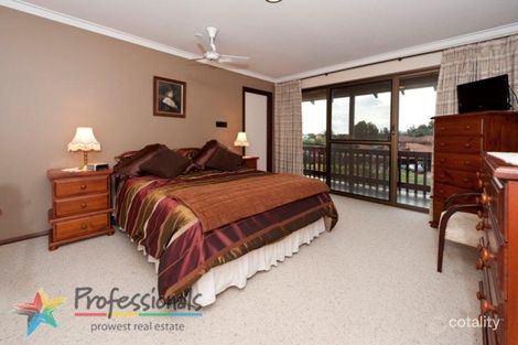 Property photo of 10 Harcourt Place Bull Creek WA 6149